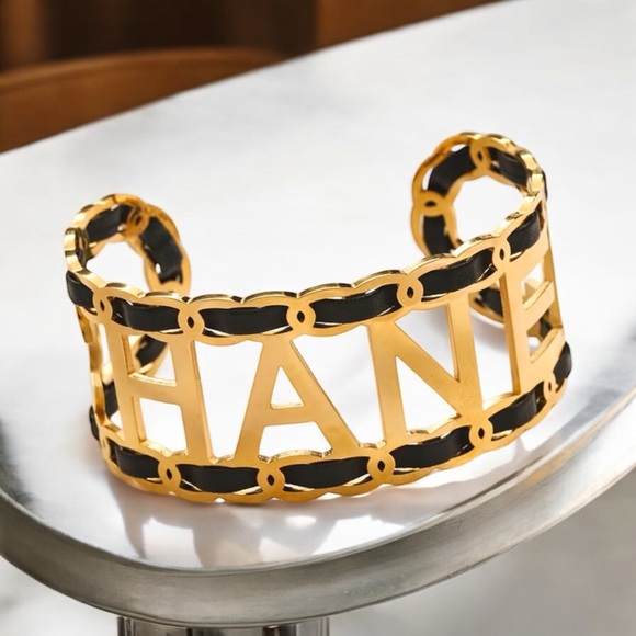 CUFF LETTER BRACELET GOLD W/ BLACK LEATHER - Picture 4 of 6